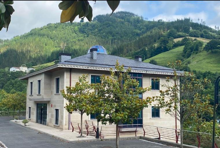 Hotel Asador Arriarte Eibar Exterior photo