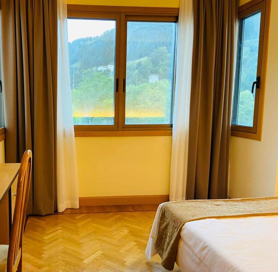 Hotel Asador Arriarte Eibar Exterior photo